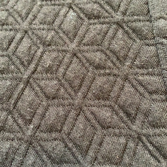 Quilted black Gap skater skirt - Picture 4 of 4